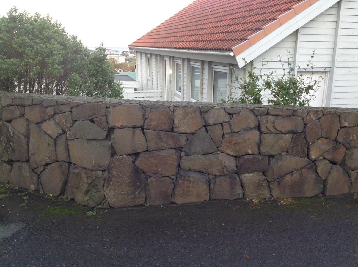 Marna Luxus Guesthouse doubleroom nr.3 Tórshavn Extérieur photo